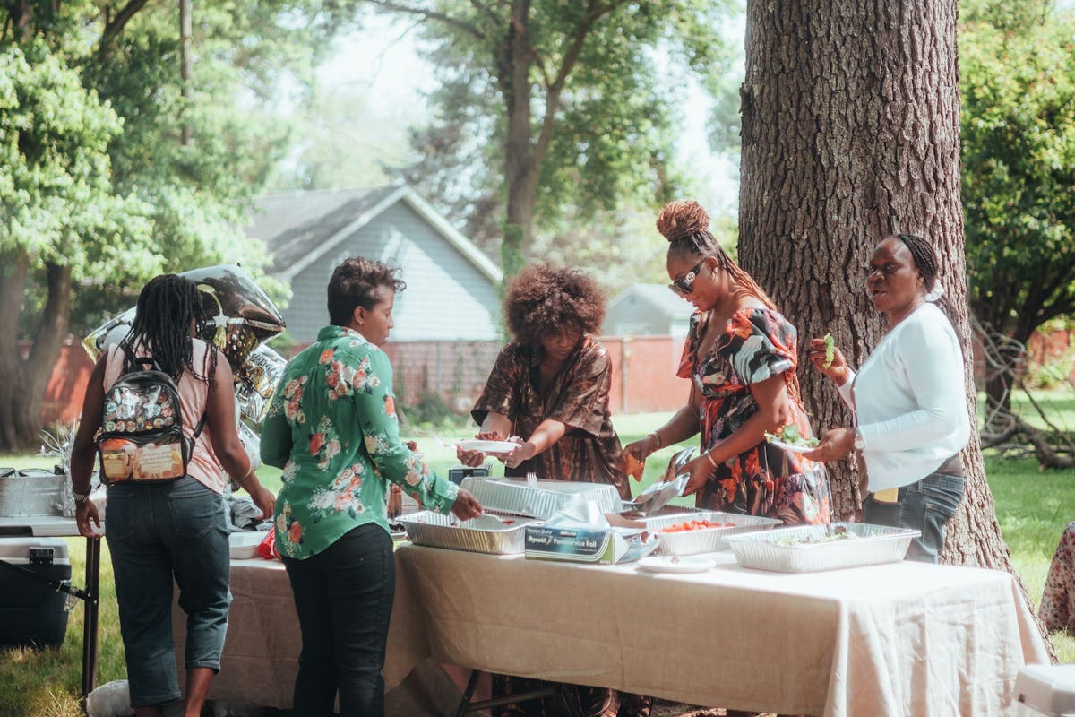 Un événement en plein air — trouver du personnel événementiel à Douala et Yaoundé